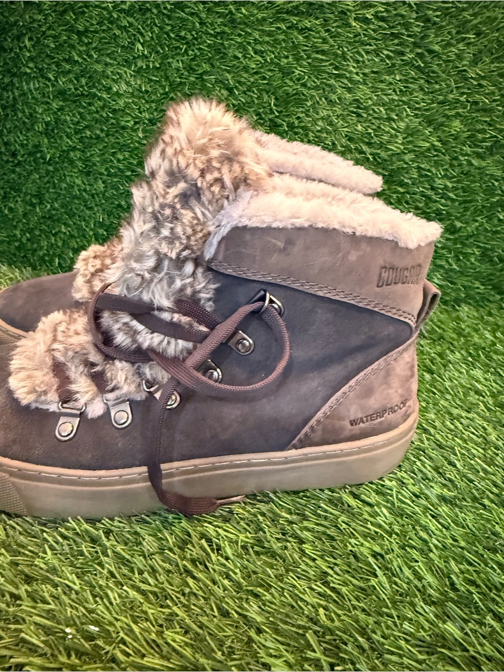 Cougar Daniel Faux Fur Trim Brown Platform Winter boots- Women gray/taupe 9.0 - Picture 2 of 7